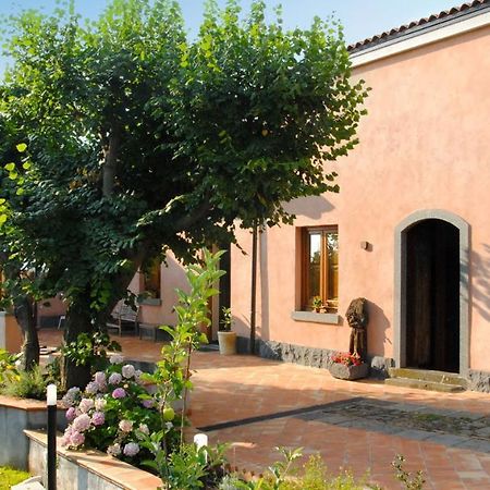 La Corte Di Bafe B&B "Slow Life" Zafferana Etnea Exterior photo